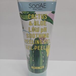 Cactus & Aloe Soothing Peeling Gel - Green